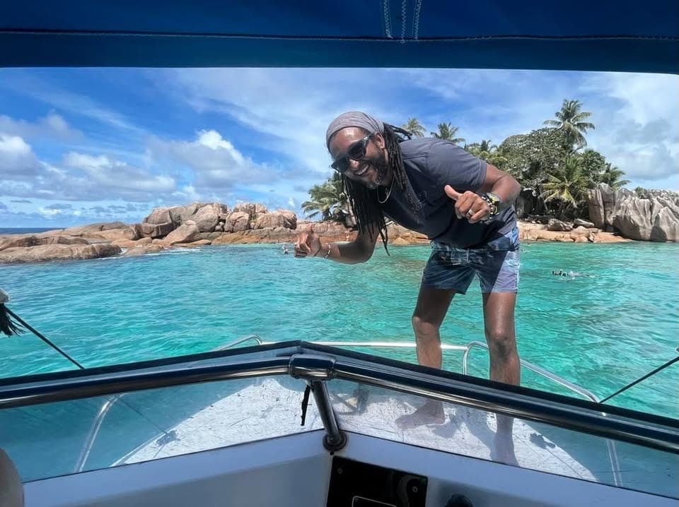 Ziblo Boat Charter guests in Seychelles — photo 2