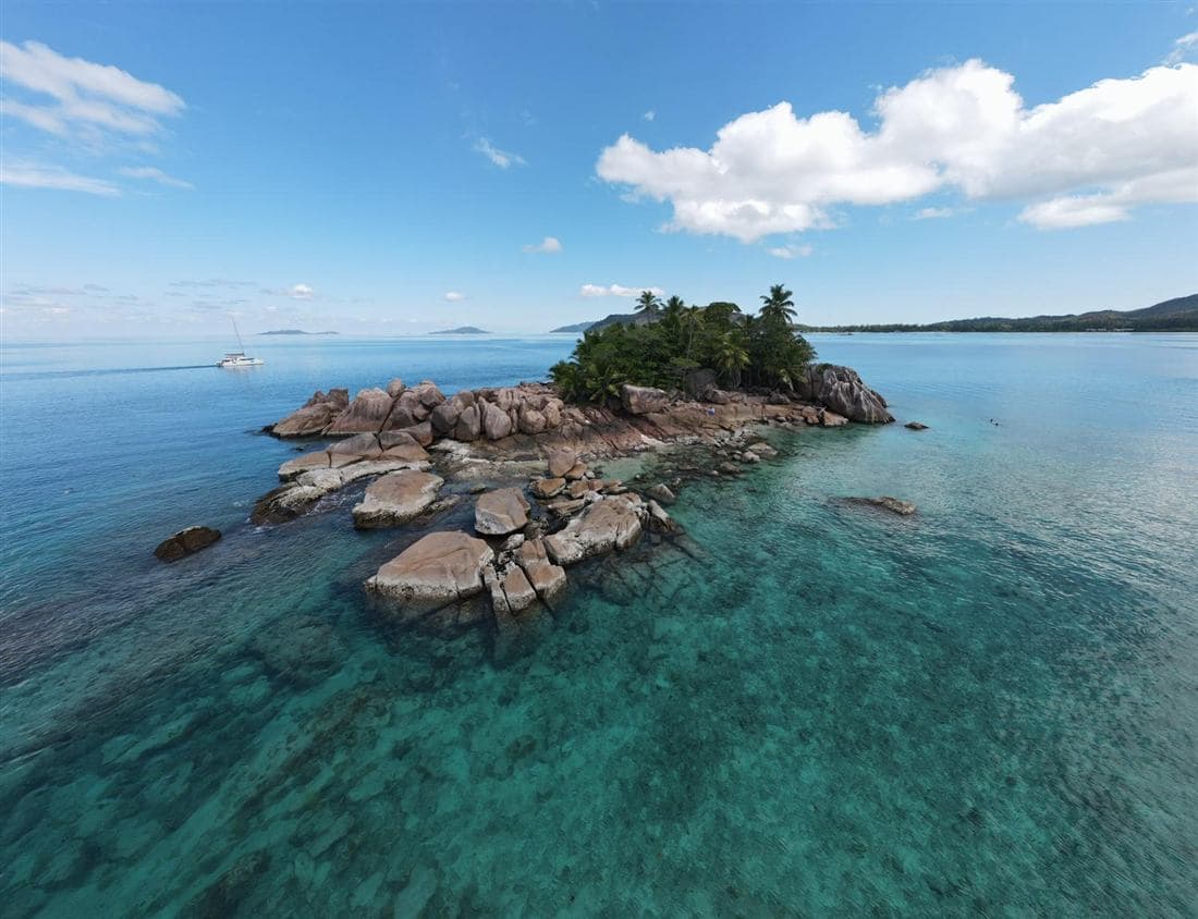Ziblo Boat Charter guests in Seychelles — photo 11