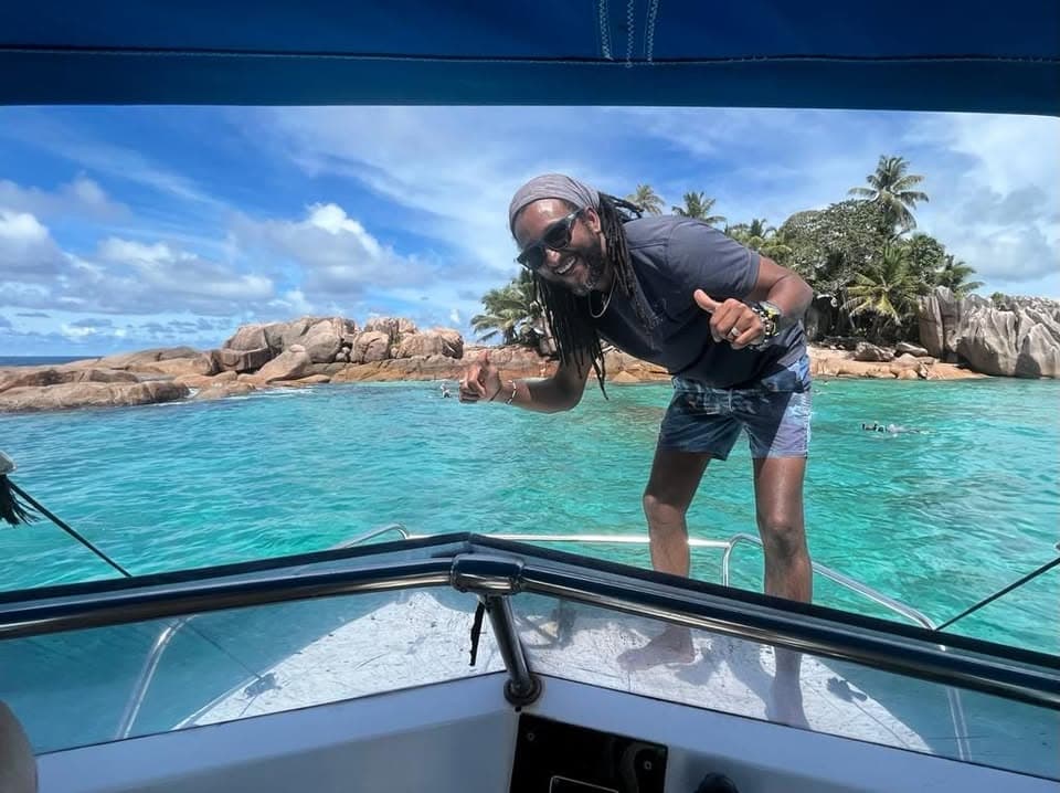 Ziblo Boat Charter guests in Seychelles — photo 14